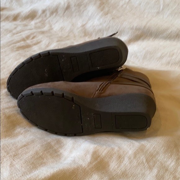 Booties - Picture 3 of 5